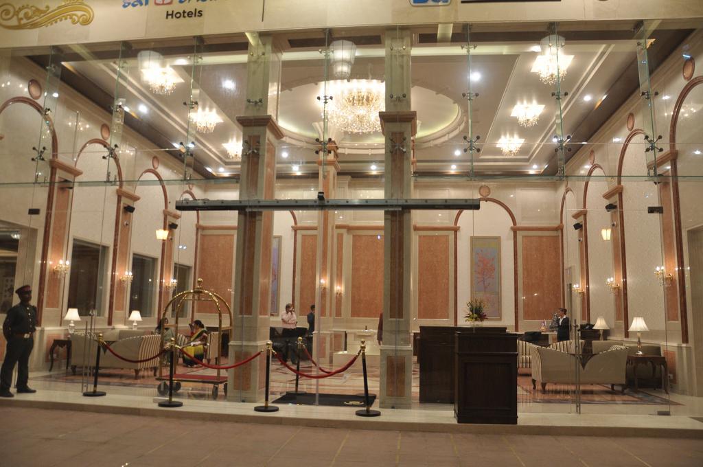 Hotel Royal Tulip Navi Mumbai Extérieur photo