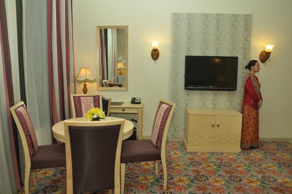 Hotel Royal Tulip Navi Mumbai Extérieur photo