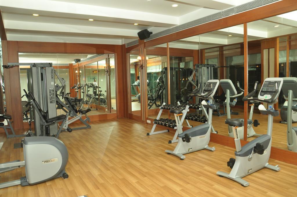 Hotel Royal Tulip Navi Mumbai Extérieur photo