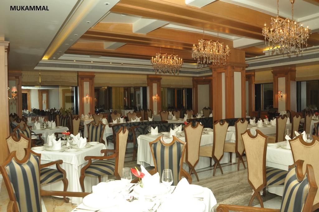Hotel Royal Tulip Navi Mumbai Extérieur photo