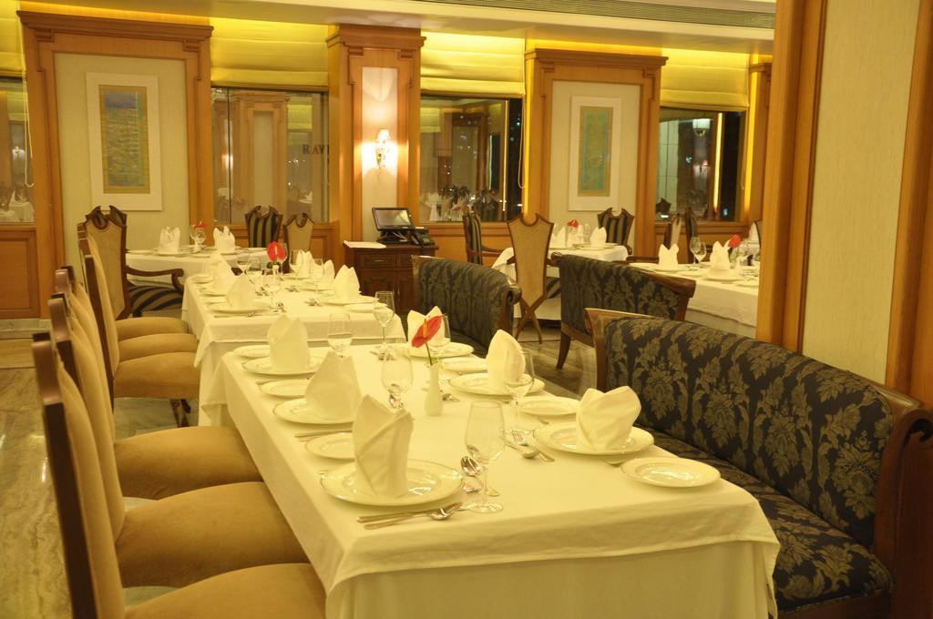 Hotel Royal Tulip Navi Mumbai Extérieur photo