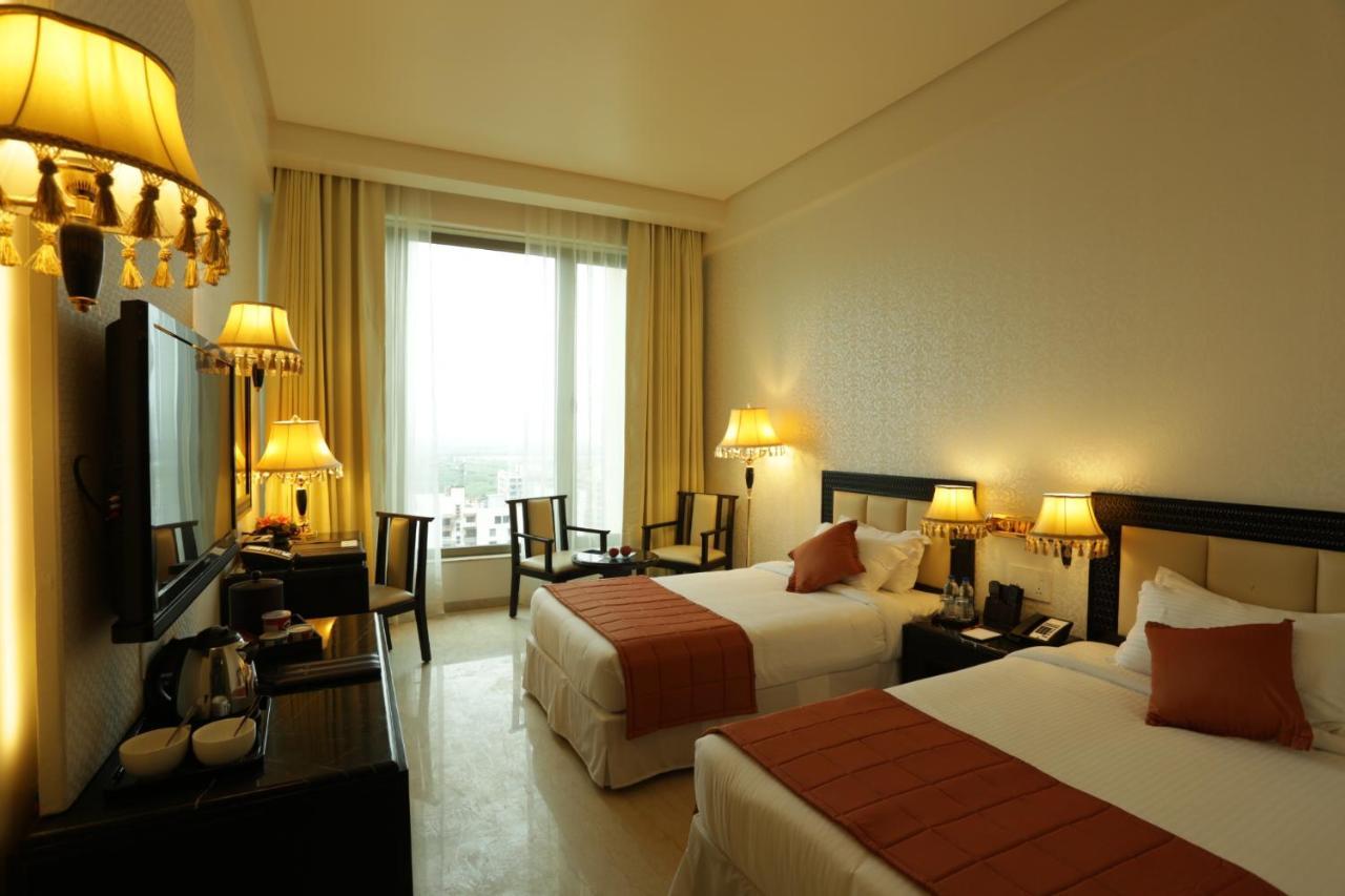 Hotel Royal Tulip Navi Mumbai Extérieur photo